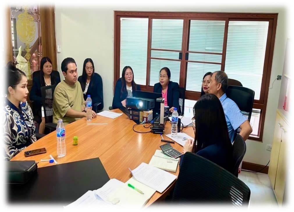 พบปะลูกค้า 5